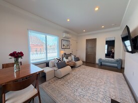 1341 Crane St in Detroit, MI - Building Photo