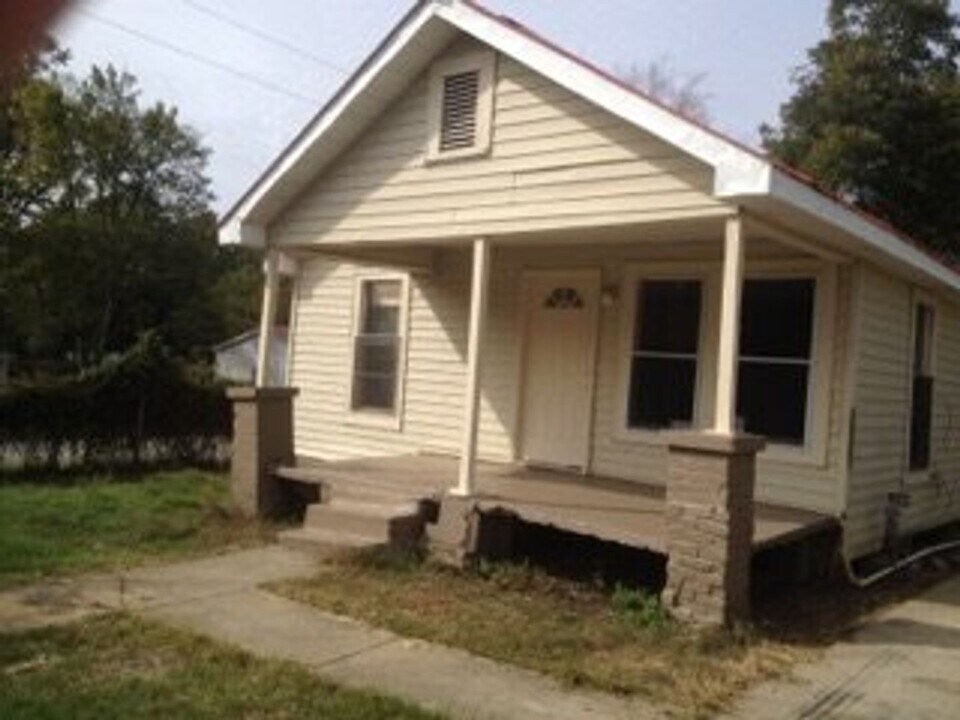 4903 11th Ave in Columbus, GA - Foto de edificio