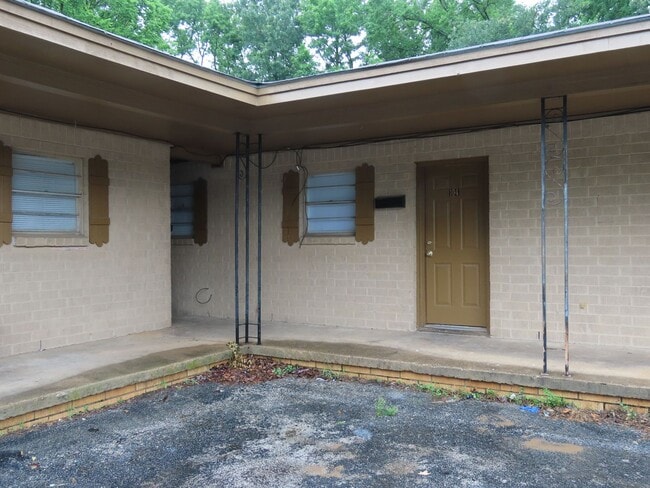 1629 W Mims St in Tyler, TX - Building Photo - Building Photo