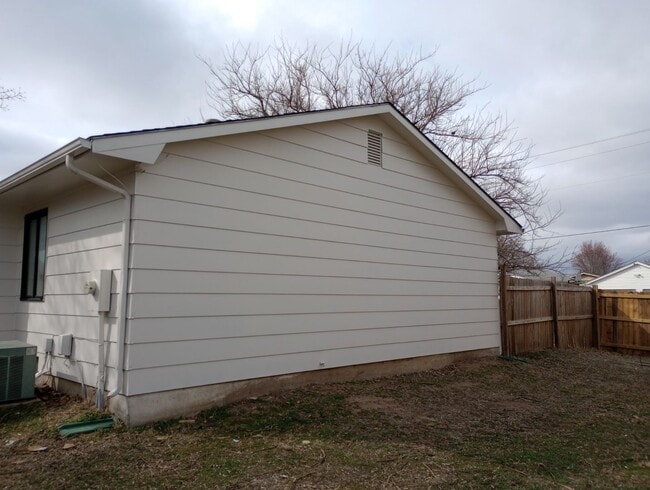 property at 1321 W 45th St S