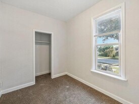 3672 E Munkwitz Ave in Cudahy, WI - Building Photo
