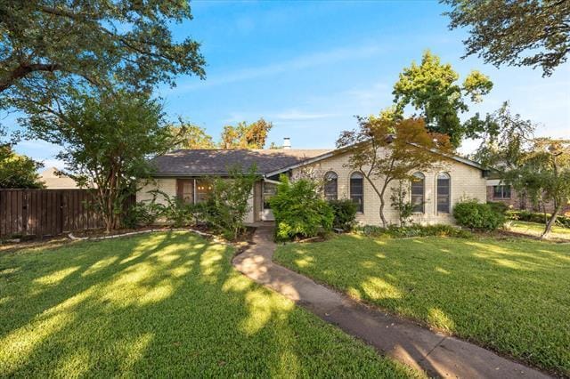 property at 2733 Biloxi Ln