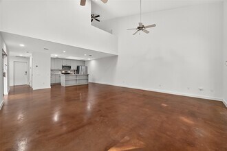 5017 Floyd St in Houston, TX - Building Photo - Building Photo