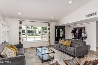 1027 E Palmaire Ave in Phoenix, AZ - Building Photo - Building Photo