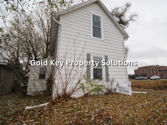 230 W 22nd St in Anderson, IN - Building Photo - Building Photo