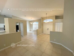 5831 NW 40th Ln in Coconut Creek, FL - Building Photo - Building Photo