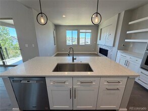 22561 E Hinsdale Ave in Aurora, CO - Building Photo - Building Photo