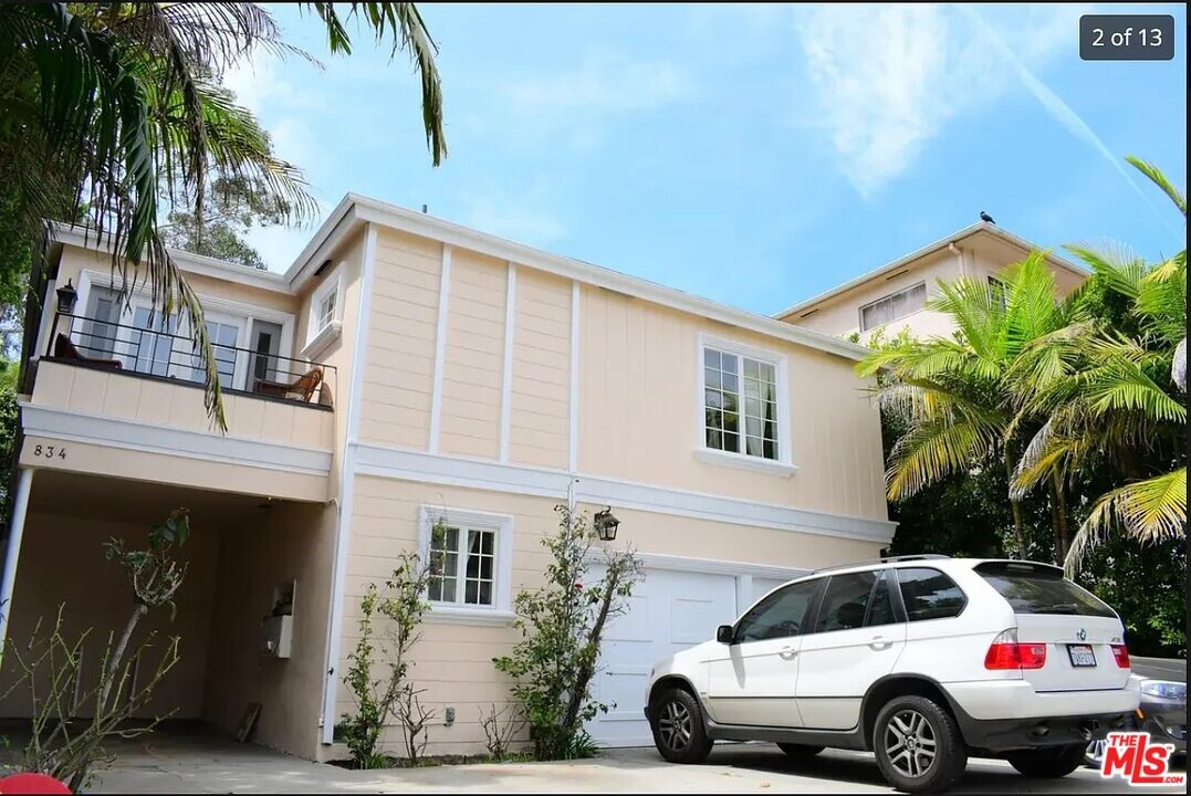 834 Lincoln Blvd in Santa Monica, CA - Building Photo