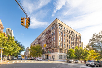 219 Audubon Ave in New York, NY - Building Photo - Building Photo