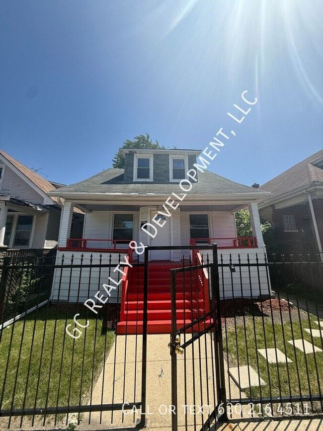 property at 10225 S Perry Ave