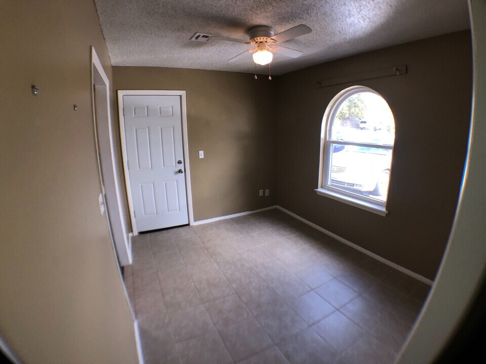 456-456 S Elm Ct in Broken Arrow, OK - Building Photo