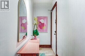 922 Bathurst St in Toronto, ON - Building Photo - Building Photo