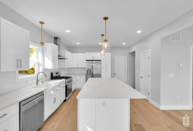 183 Vesper St in Fairfield, CT - Foto de edificio - Building Photo