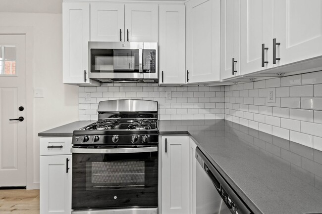 2970 Harmening Ave in Pittsburgh, PA - Building Photo - Building Photo