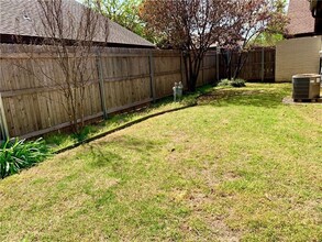3800 Havenbrook Cir in Norman, OK - Building Photo - Building Photo