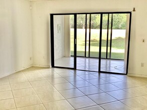 9270 Vista Del Lago in Boca Raton, FL - Building Photo - Building Photo