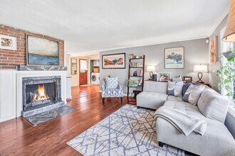 239 Bayberry Ln in Stratford, CT - Building Photo - Building Photo