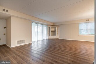 501 N Bethlehem Pike in Ambler, PA - Building Photo - Building Photo