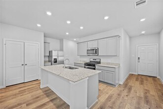 21239 Rising Hts St in Porter, TX - Building Photo - Building Photo