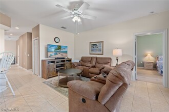 12607 Fox Ridge Dr in Bonita Springs, FL - Building Photo - Building Photo