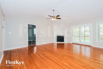 7820 Dimple Ct in Denver, NC - Building Photo - Building Photo