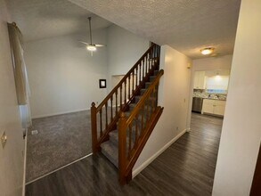 2459 Breathstone Dr in Powell, OH - Building Photo - Building Photo