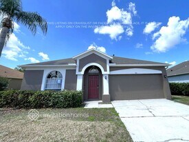 1911 Terralyn Ln in Trinity, FL - Building Photo