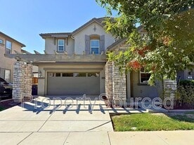 388 Crescent Moon Dr in Lathrop, CA - Building Photo