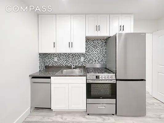55 Spring St in New York, NY - Building Photo - Building Photo