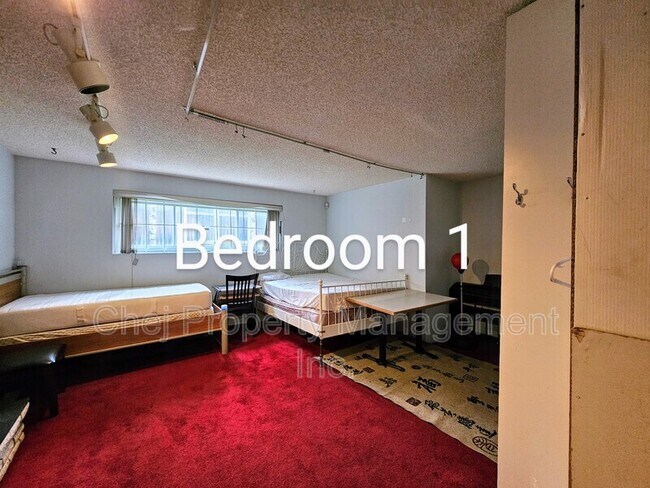 10816-1019A 19a Ave NW in Edmonton, AB - Building Photo - Building Photo