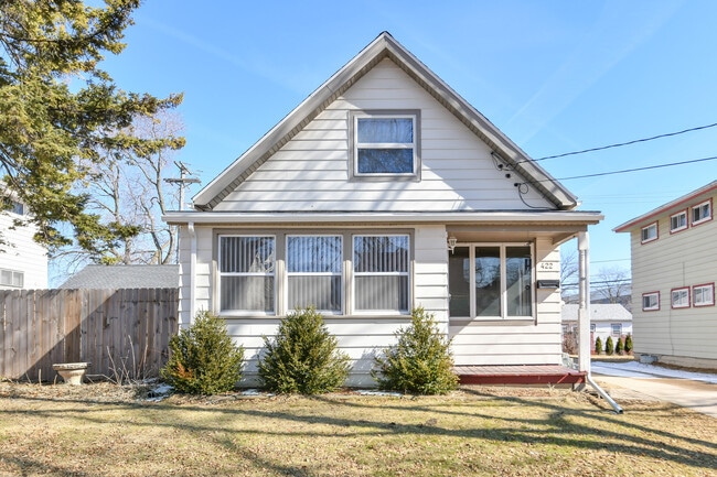 property at 422 S 89th St