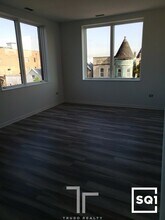 2535 W Fullerton Ave in Chicago, IL - Building Photo - Building Photo