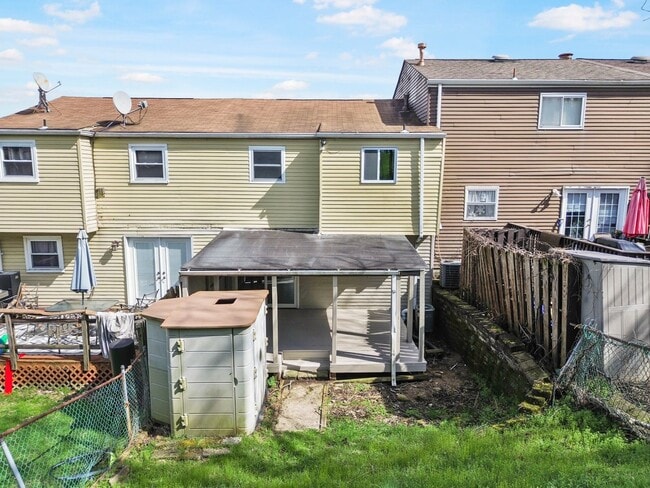 1202 Anna Ave in West Mifflin, PA - Building Photo - Building Photo