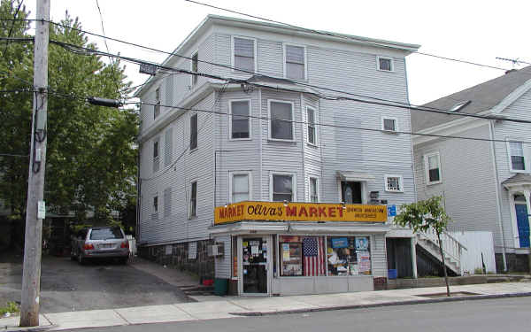 122 Foster St