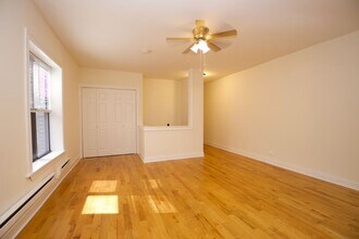820 W Cornelia Ave in Chicago, IL - Building Photo - Building Photo