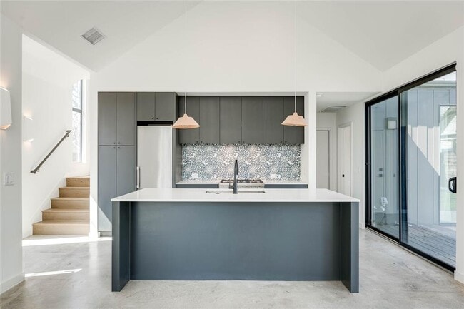 2615 Willow St in Austin, TX - Building Photo - Building Photo