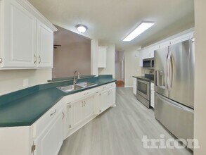 2103 Academy Way in La Vergne, TN - Building Photo - Building Photo