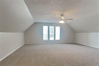 5025 Bent Creek Ct in Sugar Hill, GA - Building Photo - Building Photo