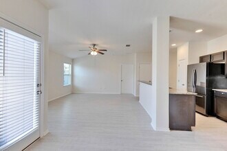 12904 Pealing Wy in Manor, TX - Building Photo - Building Photo