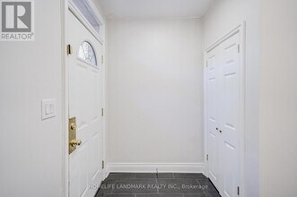 237 Ontario St in Toronto, ON - Building Photo - Building Photo