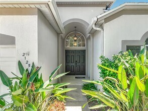 2125 Emerald Green Cir in Oviedo, FL - Building Photo - Building Photo