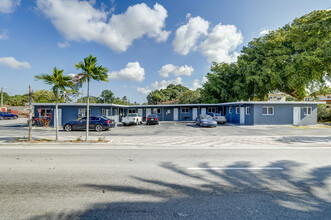 2300 Sistrunk Blvd in Fort Lauderdale, FL - Building Photo - Building Photo