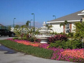 4255 Liron Ave, Unit 1112 in Ft. Myers, FL - Building Photo - Building Photo