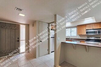 5421 N Paseo de la Pereza in Tucson, AZ - Building Photo - Building Photo