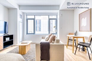 345 Harrison Ave in Boston, MA - Building Photo