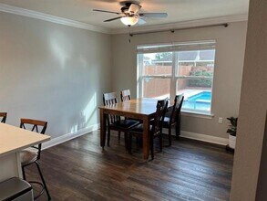 107 Highland Ave in Belle Chasse, LA - Foto de edificio - Building Photo