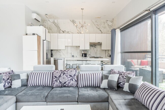 150 Valleys End Rd in Roxbury, NY - Building Photo - Building Photo