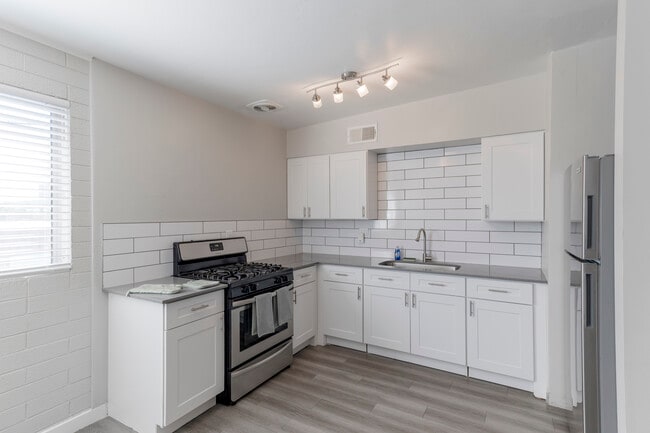 U Apartments @ Melrose