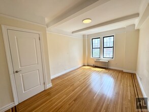 EAST 92 STREET in New York, NY - Building Photo - Building Photo
