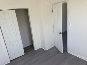 2742 Kensington Ave, Unit 6 in Philadelphia, PA - Building Photo - Building Photo